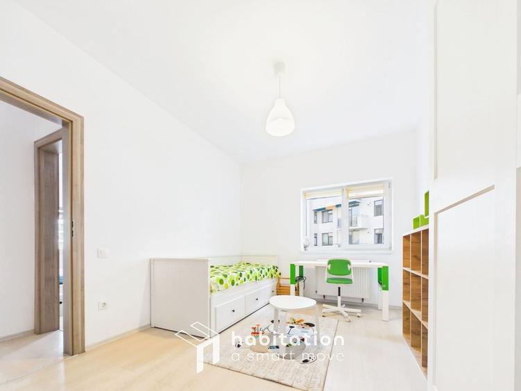 Apartament cu 4 camere decomandat, mobilat în Central