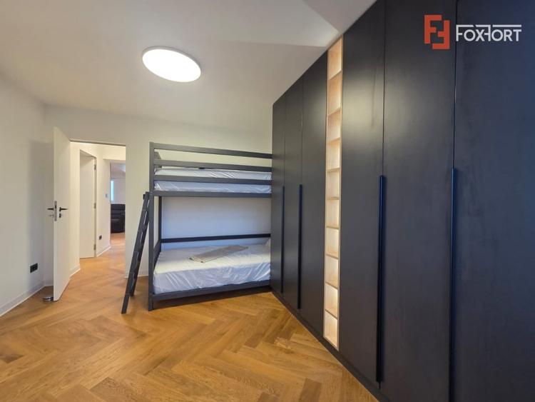 Apartament cu 3 camere, mobilat în Aurel Vlaicu