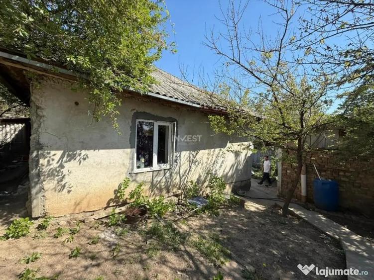 Casă cu 3 camere cu Teren 287 Mp în Central