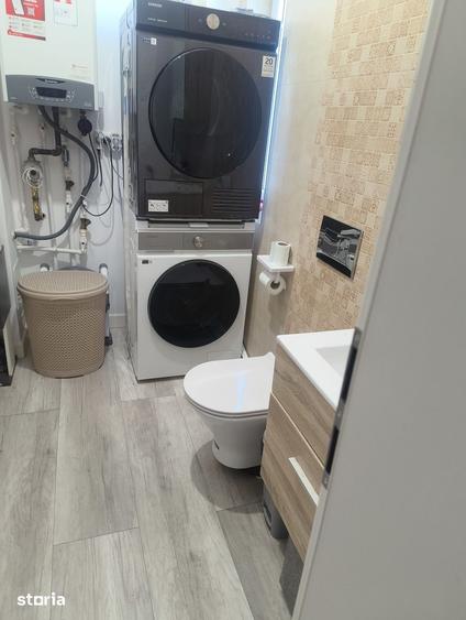 Casă cu 4 camere cu Teren 283 Mp în Domnești