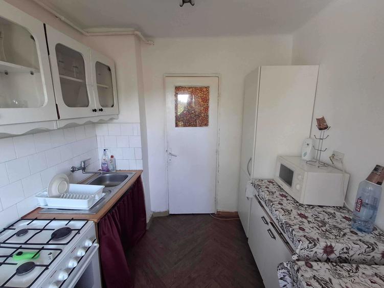 Apartament cu 2 camere decomandat în Gruia