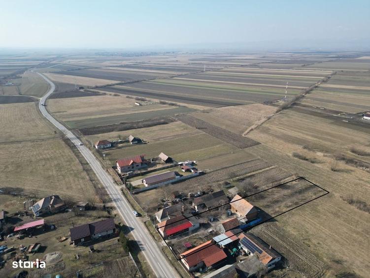 Casă cu 4 camere în Pachia