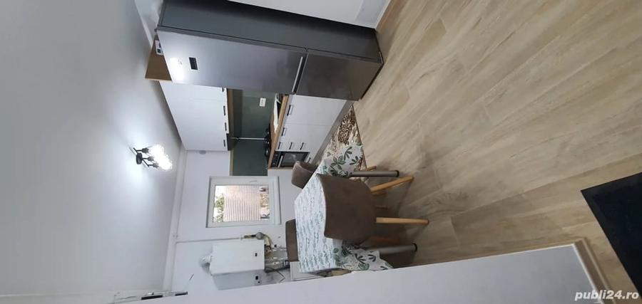 Apartament cu 3 camere semidecomandat în Farfuria