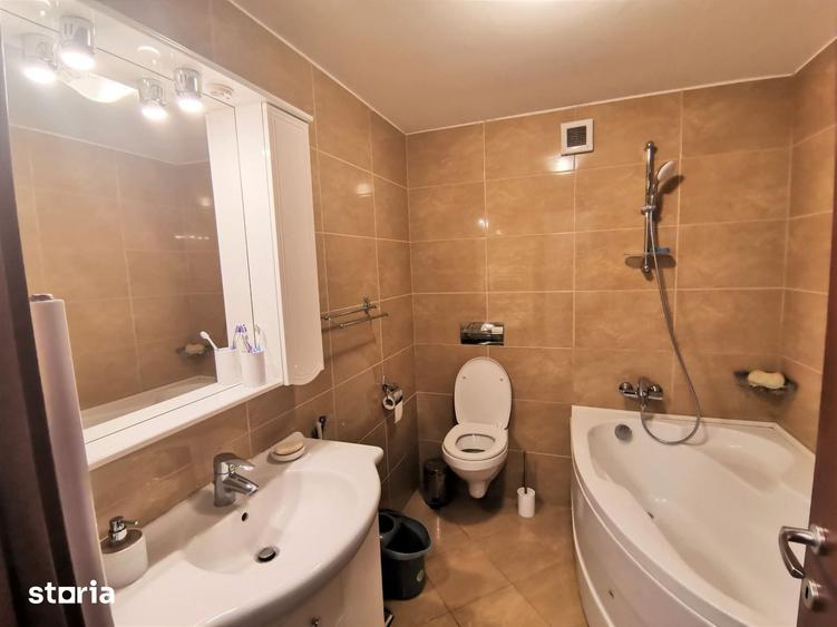 Apartament cu 3 camere semidecomandat în Prelungirea Ghencea