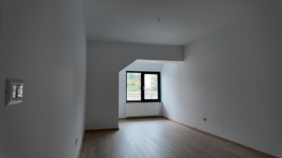 Apartament cu 2 camere decomandat în Exterior Vest