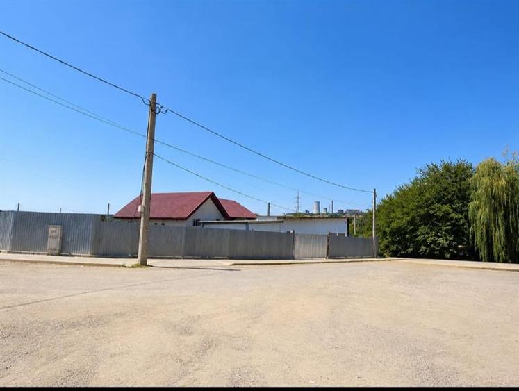 Spațiu industrial, de 135 mp, în Micro 16