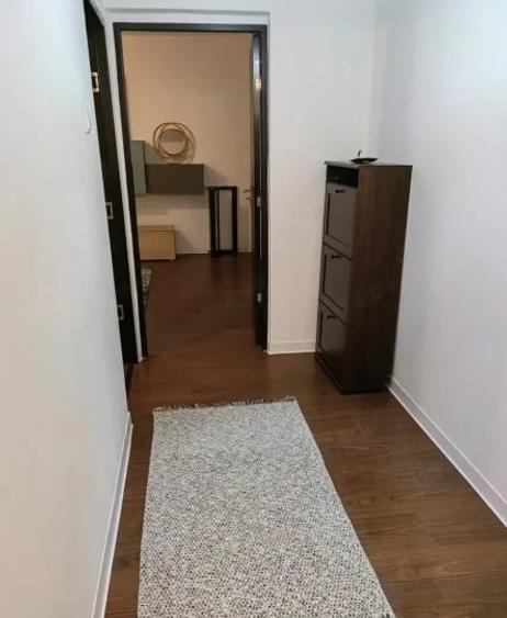 Apartament cu 2 camere decomandat în Drumul Taberei