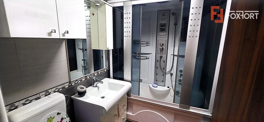 Apartament cu 3 camere decomandat, mobilat în Aradul Nou
