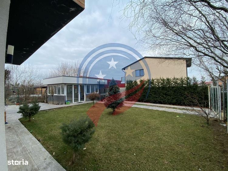 Casă cu 4 camere în Aeroport