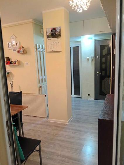 Apartament 2 camere decomandat. Zona Astra - 6