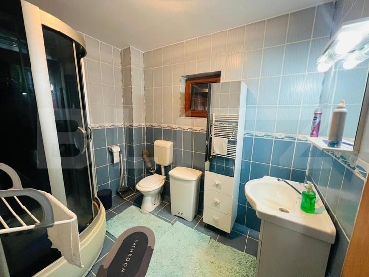 Casă individuală cu 4 camere cu Canalizare în Malu Mare