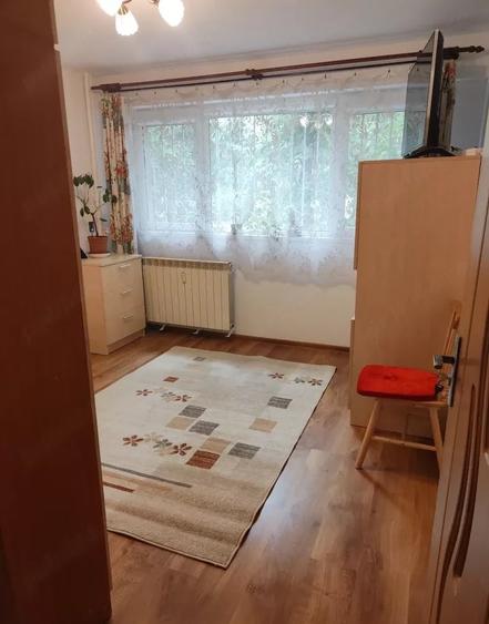 Apartament cu 2 camere decomandat, mobilat în Drumul Taberei
