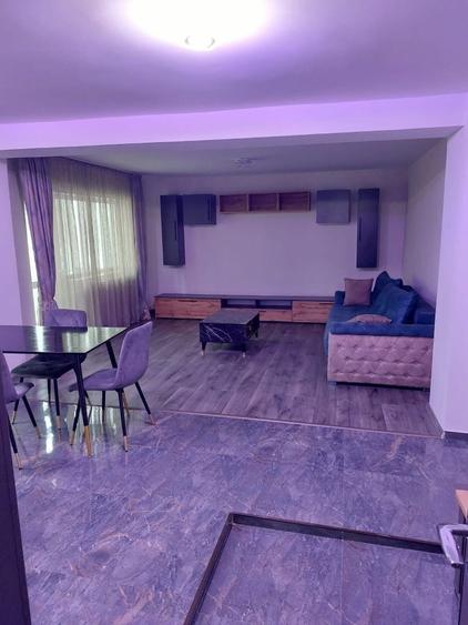 Apartament cu 2 camere decomandat în Exterior Vest