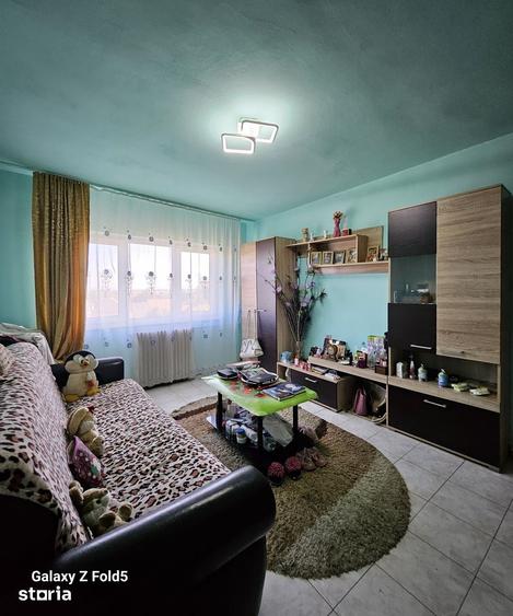 Apartament cu 2 camere semidecomandat în Nufărul
