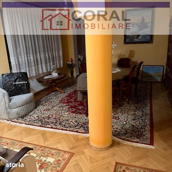 Casă cu 6 camere cu Teren 387 Mp în Decebal