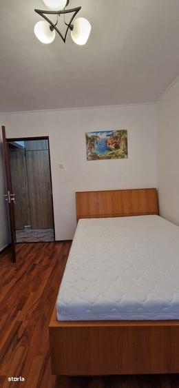 Apartament cu 3 camere decomandat în Tomis Nord