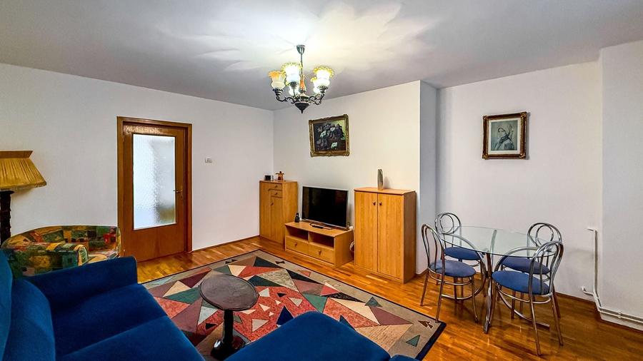 Apartament cu 3 camere decomandat, mobilat în Unirii