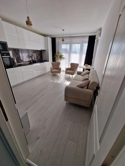 Apartament cu 3 camere decomandat în Nord