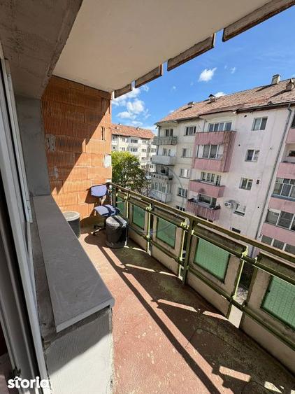 Apartament cu 2 camere, mobilat în Central