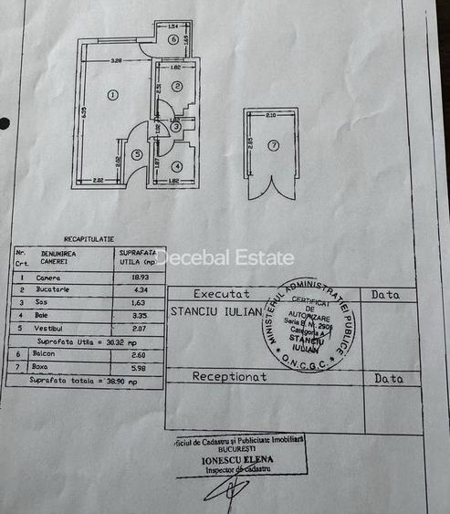 Garsonieră decomandată în Est