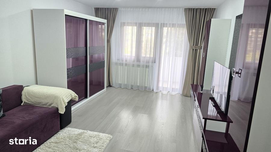 Apartament cu 2 camere decomandat în 22 Decembrie