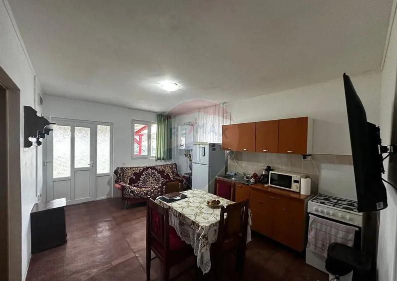 Casă cu 3 camere cu Teren 800 Mp în Satulung