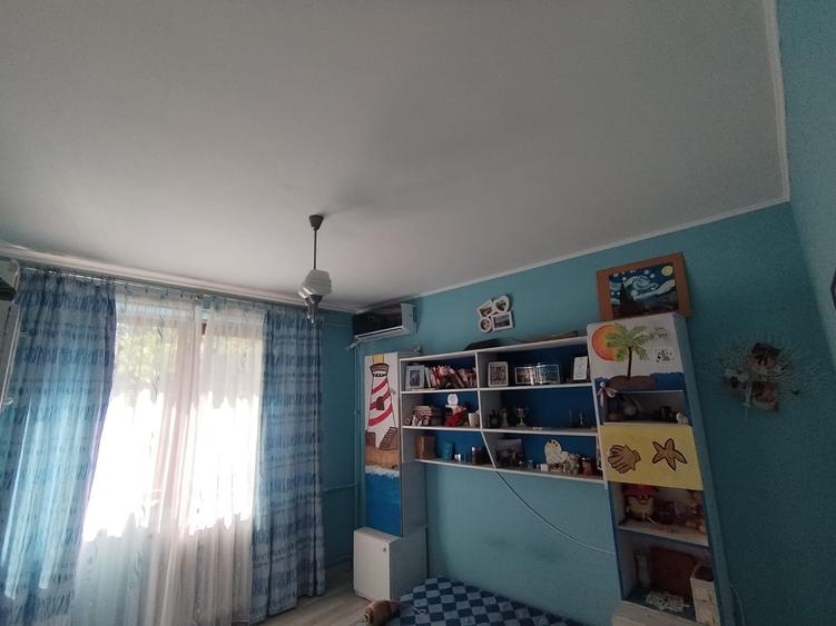 Apartament cu 4 camere, mobilat în Tomis III
