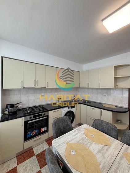 Apartament cu 5 camere decomandat, mobilat în Berceni