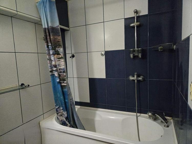 Apartament cu 3 camere decomandat în Călărași
