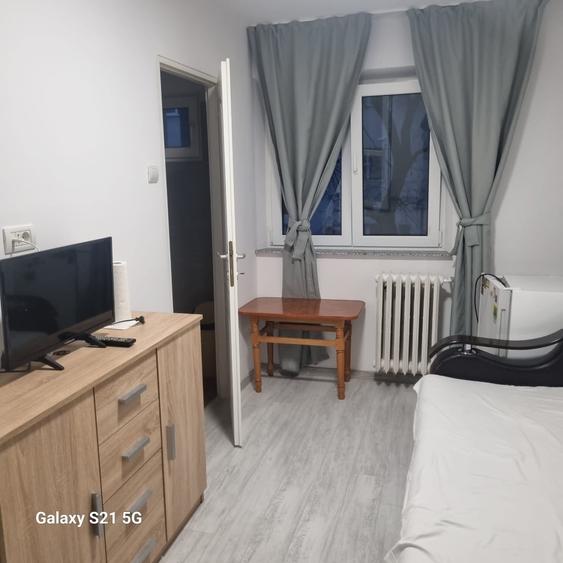 Garsonieră decomandată în Brâncoveanu