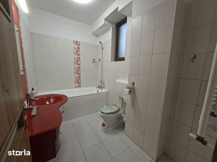 Apartament cu 2 camere semidecomandat în Apărătorii Patriei