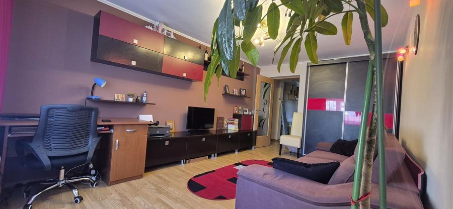 Apartament cu 3 camere decomandat în Ultracentral