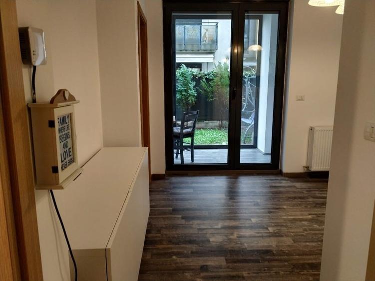 Apartament cu 2 camere, mobilat în Dumbrăvița