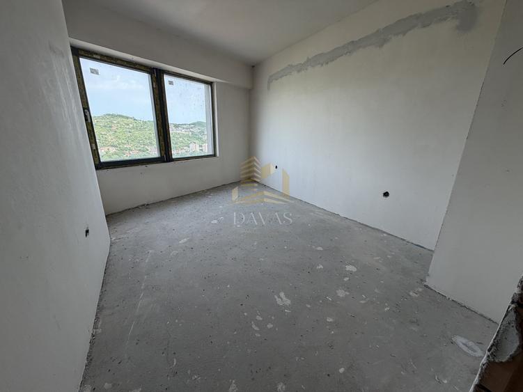 Apartament cu 3 camere semidecomandat în Mănăștur