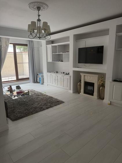 Apartament cu 3 camere decomandat, mobilat în Aviației