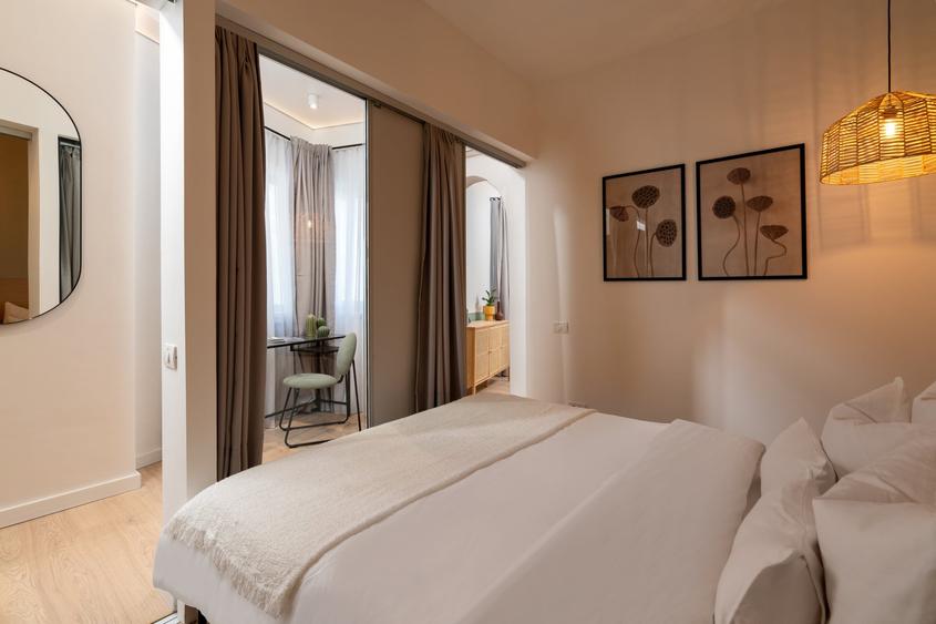 Apartament cu 3 camere semidecomandat, mobilat în Sala Palatului