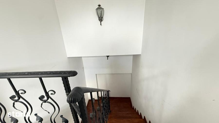 Spațiu comercial, de 852 mp, în Centrul Istoric