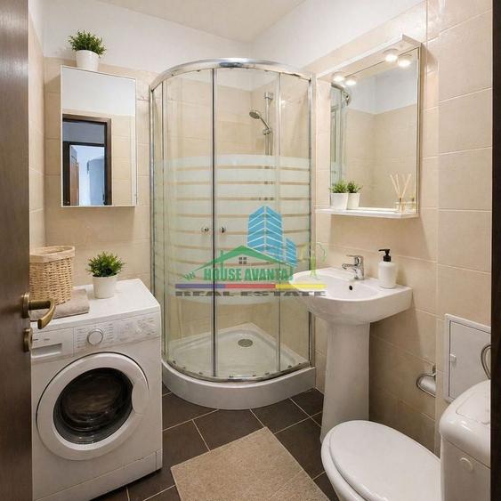 Apartament cu 3 camere decomandat în Sud