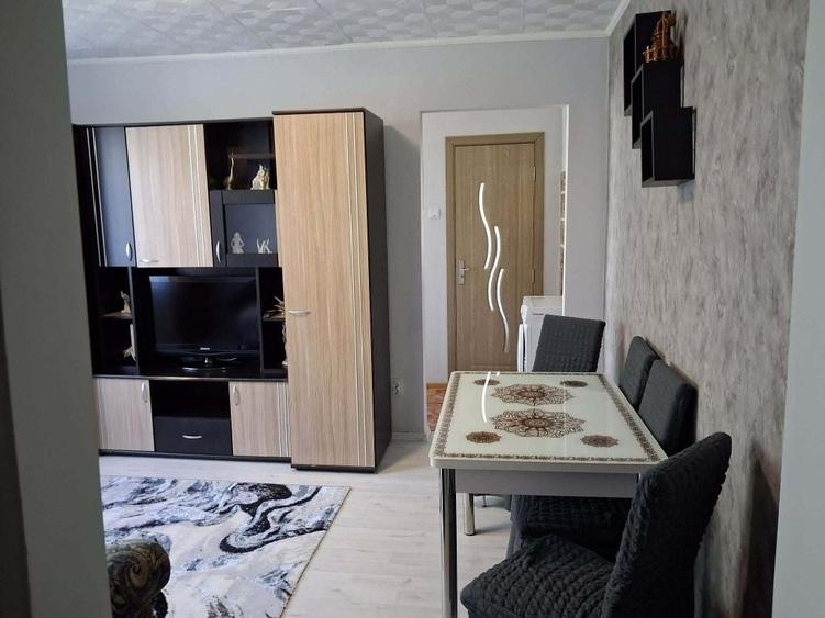 Apartament cu 2 camere în Micro 1
