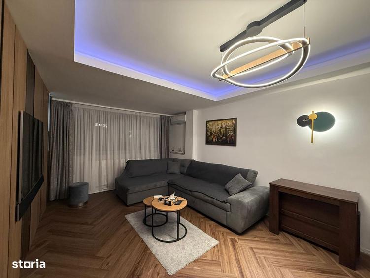Apartament cu 4 camere, mobilat în Centrul Istoric