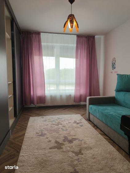 Apartament cu 3 camere în Cristian