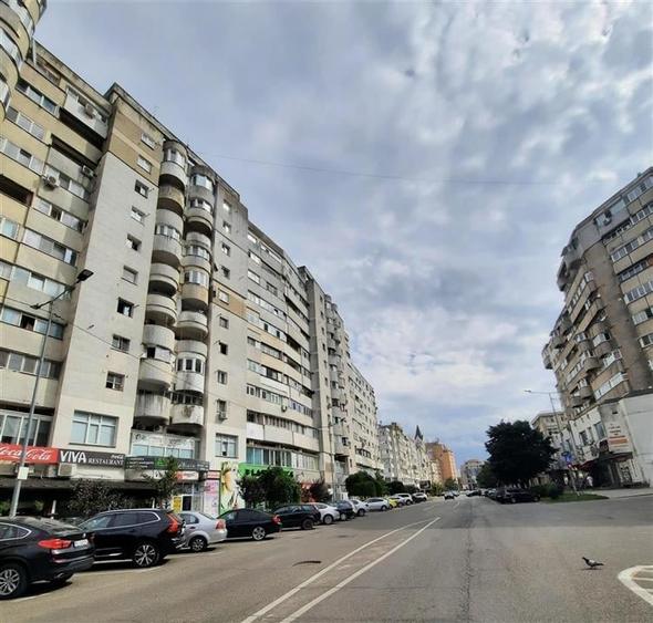 Birou, de 21.5 mp, în 9 Mai