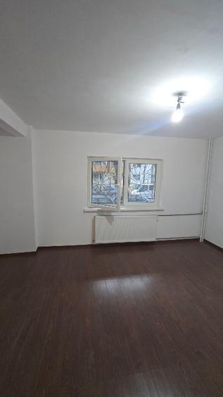 Apartament cu 2 camere decomandat în Sebastian