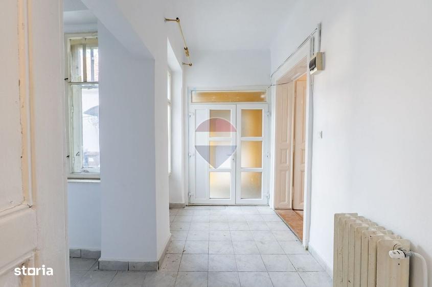 Apartament cu 3 camere în Ultracentral