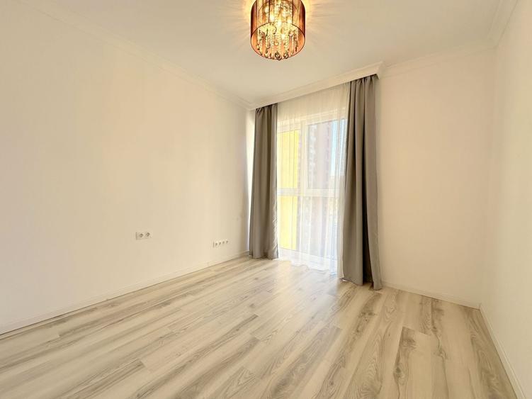 Apartament cu 3 camere decomandat, mobilat în Lipovei