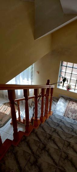 Casă cu 3 camere cu Teren 328 Mp în Central
