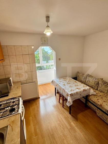 Apartament cu 2 camere decomandat, mobilat în Tractorul
