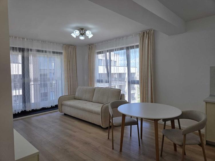 Apartament cu 2 camere semidecomandat în Nord