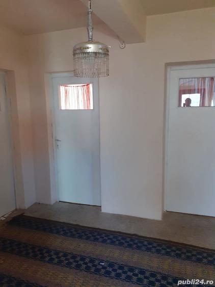 Casă cu 6 camere cu Teren 1500 Mp în Variaș
