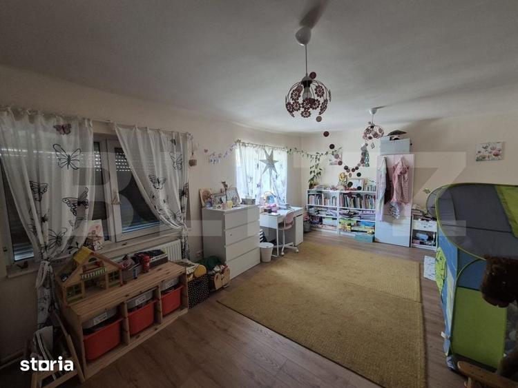 Casă cu 3 camere cu Teren 1370 Mp în Șura Mică